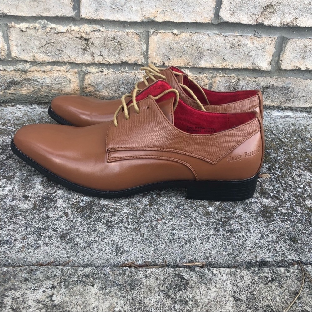 Henry Ferrera brown faux leather dress shoes